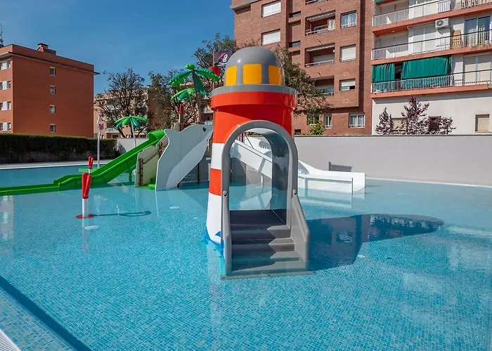 Отель Fenals Garden 4*