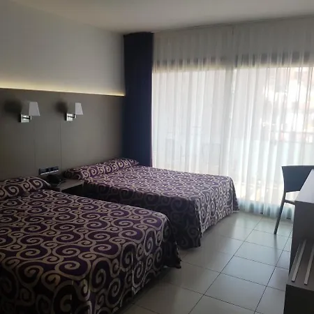 Hotell Fenals Garden