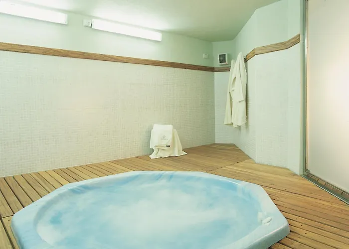 Fenals Garden Hotel 4*