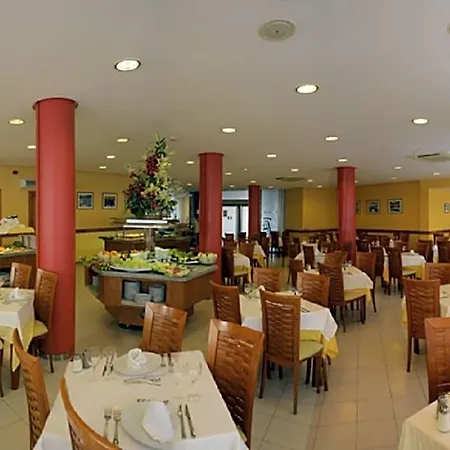 Отель Fenals Garden Льорет-де-Мар
