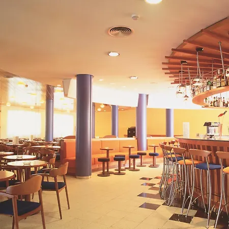 费纳尔斯花园酒店 酒店 4*