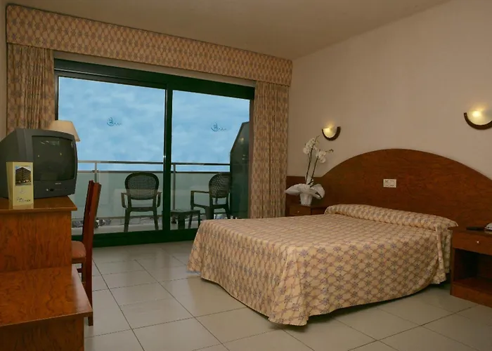 Fenals Garden Отель 4*