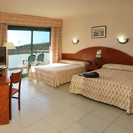 Fenals Garden Hotel