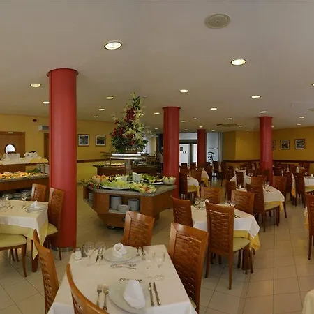 Fenals Garden Hotel
